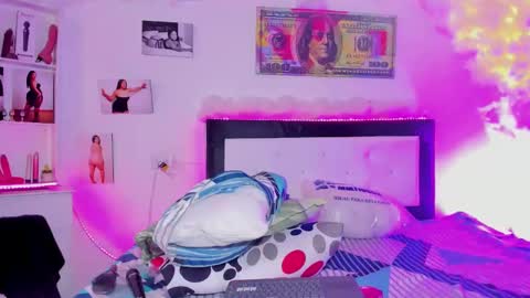 maralinette22 online show from January 2025 08:04:01 PM