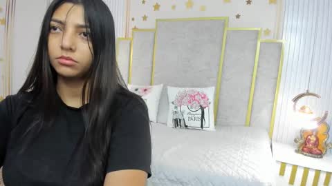 Maraluna online show from November 2025 10:29:01 AM