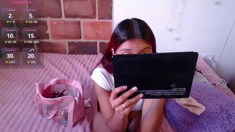 Maray Lous  online show from March 2026 09:54:02 PM