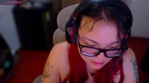 marcela2101s online show from November 2025 02:43:02 PM