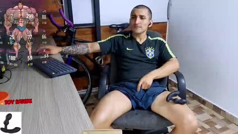 Marck  Independent model  online show from November 2025 12:54:01 AM