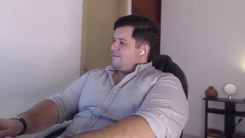 Snapshot of marcobearson chatting on March 2026 11:22:02 PM Marcos online show from March 2026 11:22:02 PM