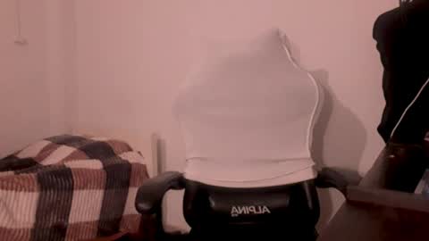 Snapshot of marcoslabel chatting on May 2026 05:57:02 AM Marcos Label online show from May 2026 05:57:02 AM