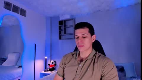 Snapshot of marcosullivan_ chatting on December 2025 01:49:02 PM Marco Sullivan online show from December 2025 01:49:02 PM