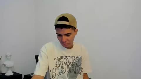 Snapshot of marcus_moreno chatting on November 2025 09:58:01 PM marcus_moreno online show from November 2025 09:58:01 PM