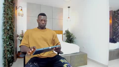 Marcusssss online show from December 2025 12:33:02 PM