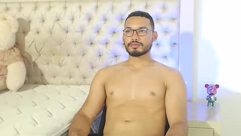 MARCUS online show from November 2025 09:47:01 PM