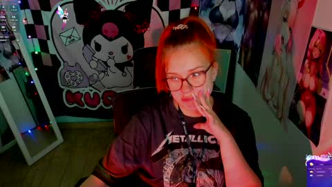 Snapshot of margaret_red chatting on December 2024 08:55:01 PM Margaret online show from December 2024 08:55:01 PM