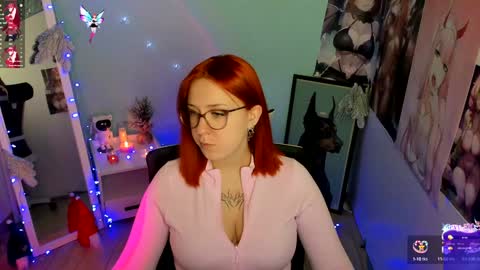 Snapshot of margaret_red chatting on December 2024 03:31:02 PM Margaret online show from December 2024 03:31:02 PM