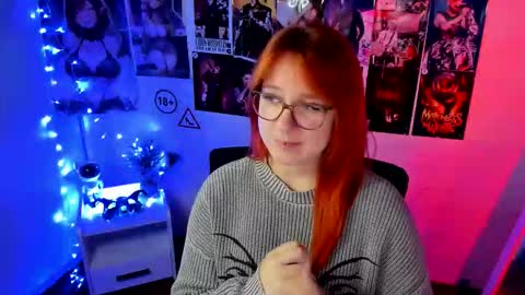 Snapshot of margaret_red chatting on November 2025 10:32:02 PM Margaret online show from November 2025 10:32:02 PM