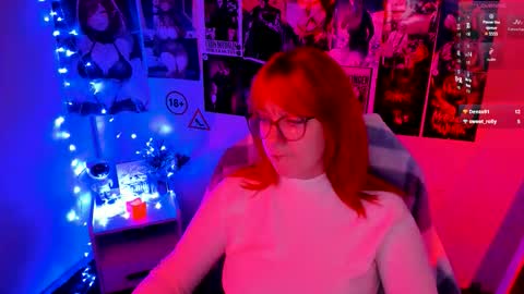 Snapshot of margaret_red chatting on November 2025 12:04:01 PM Margaret online show from November 2025 12:04:01 PM