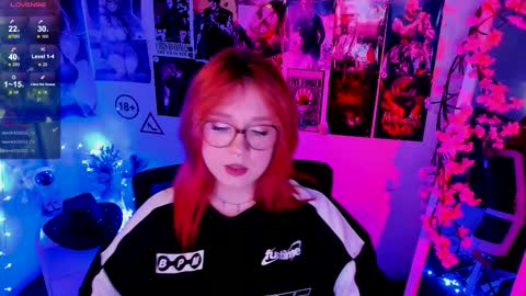 Snapshot of margaret_red chatting on December 2025 06:40:02 AM Margaret online show from December 2025 06:40:02 AM