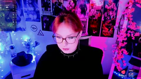 Snapshot of margaret_red chatting on December 2025 08:36:02 PM Margaret online show from December 2025 08:36:02 PM