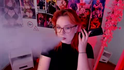 Snapshot of margaret_red chatting on December 2025 08:02:01 PM Margaret online show from December 2025 08:02:01 PM