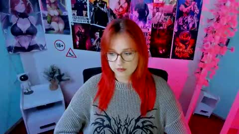 Snapshot of margaret_red chatting on December 2025 07:40:02 PM Margaret online show from December 2025 07:40:02 PM