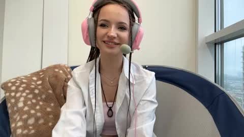 Emily online show from May 2026 10:00:01 AM