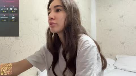 Snapshot of margaretawieczorek chatting on June 2026 05:22:01 AM Emily online show from June 2026 05:22:01 AM