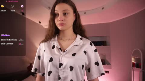 Snapshot of margarethowell chatting on November 2025 11:33:02 AM Margaret online show from November 2025 11:33:02 AM