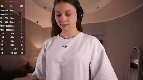 Snapshot of margarethowell chatting on December 2025 09:03:01 AM Margaret online show from December 2025 09:03:01 AM