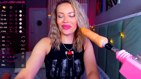 Snapshot of margohotty chatting on January 2025 07:50:01 AM Margo for you   online show from January 2025 07:50:01 AM