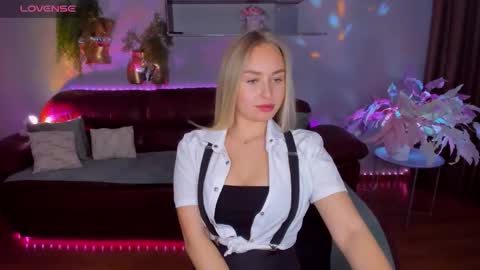 MargoSugar online show from April 2026 11:04:01 AM