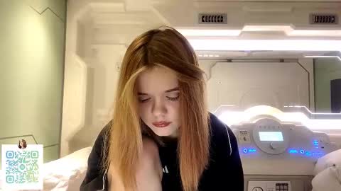 Lina online show from February 2026 09:07:01 PM