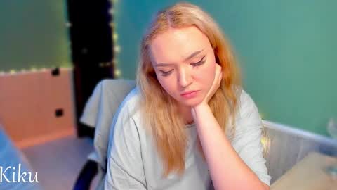 Kiku and Marii - online show from November 2025 01:29:01 AM