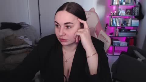 mari moore online show from March 2026 07:15:01 AM