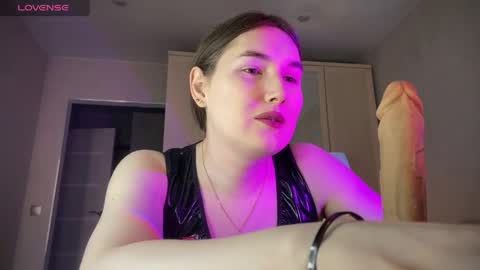 Snapshot of maria_bowie chatting on May 2026 04:40:02 AM Maria online show from May 2026 04:40:02 AM