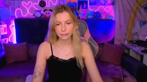 Maria online show from November 2025 03:16:02 AM