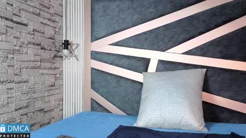 maria_twenty online show from October 2025 11:03:01 AM