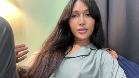 Snapshot of mariafatale_00 chatting on December 2024 02:27:02 PM Maria online show from December 2024 02:27:02 PM