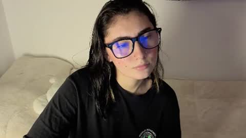 Snapshot of mariagh_ chatting on June 2026 10:51:01 PM Maria online show from June 2026 10:51:01 PM