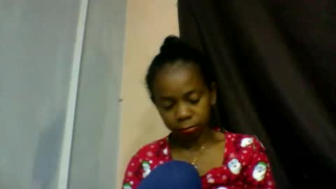 Snapshot of mariah642217 chatting on May 2026 05:15:02 AM mariah642217 online show from May 2026 05:15:02 AM
