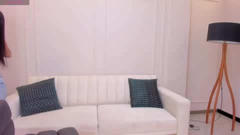 MARIA HERRERA  online show from December 2024 07:43:02 PM