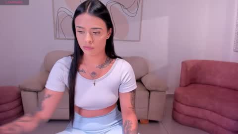 MARIA HERRERA  online show from September 2025 08:21:01 PM