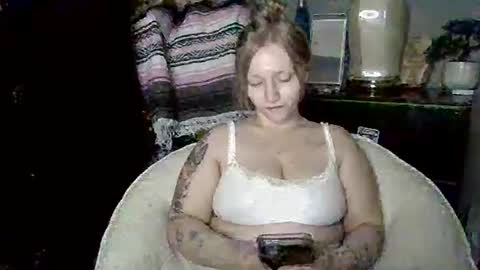 Snapshot of mariamaybe24 chatting on February 2025 04:14:02 AM Mariah online show from February 2025 04:14:02 AM