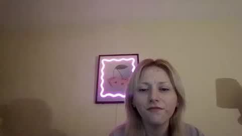 Snapshot of mariamaybe24 chatting on December 2025 10:46:02 AM Mariah online show from December 2025 10:46:02 AM