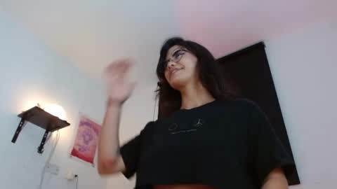 Snapshot of mariamcalad chatting on January 2025 02:45:02 AM Mariam Calad online show from January 2025 02:45:02 AM