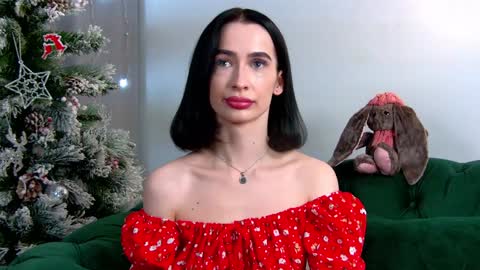 MariaMenson online show from December 2024 04:38:02 PM