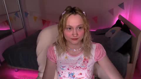 Snapshot of mariamilkis chatting on January 2025 10:32:02 PM Maria online show from January 2025 10:32:02 PM