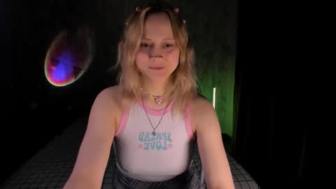 Snapshot of mariamilkis chatting on February 2025 12:57:01 AM Maria online show from February 2025 12:57:01 AM