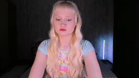 Snapshot of mariamilkis chatting on November 2025 01:42:02 PM Maria online show from November 2025 01:42:02 PM