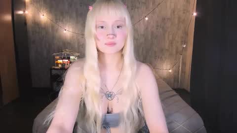 Snapshot of mariamilkis chatting on November 2025 02:26:01 AM Maria online show from November 2025 02:26:01 AM