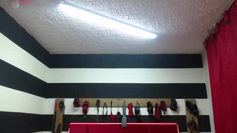 Marian online show from October 2025 03:17:02 AM