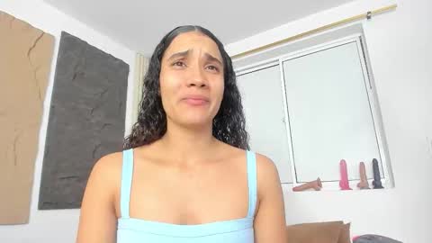 Snapshot of marian_rios chatting on December 2025 10:57:02 AM Marian online show from December 2025 10:57:02 AM