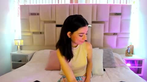 mariana__thompson online show from July 2026 01:40:02 PM