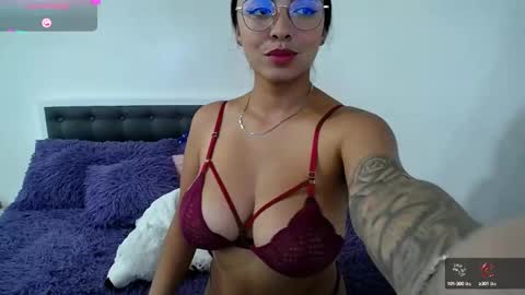 Snapshot of mariana_sara chatting on February 2025 09:54:01 PM mariana_sara online show from February 2025 09:54:01 PM