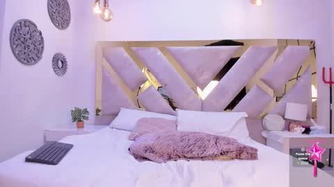 Snapshot of marianee_rousse chatting on September 2025 11:19:01 PM Marianee Rousse online show from September 2025 11:19:01 PM