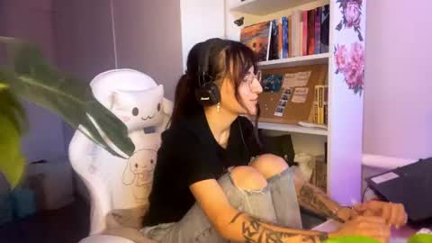 Snapshot of marianelatreff chatting on June 2026 05:04:01 PM Monica online show from June 2026 05:04:01 PM